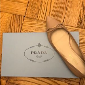 Woman’s Prada flats